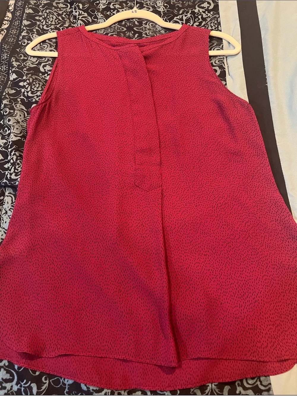 LOFT Sleeveless Pink Red Dotted Keyhole Blouse